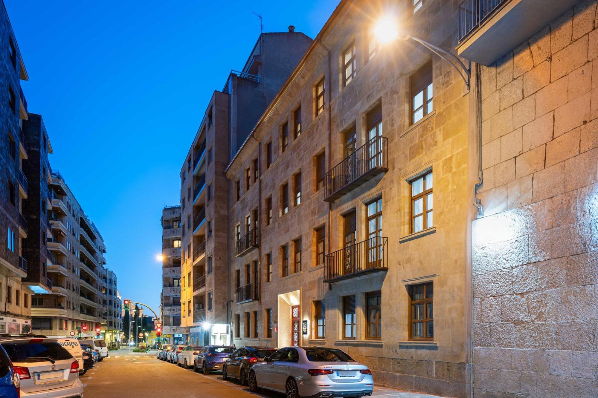 Prisma Suites Salamanca Exterior photo