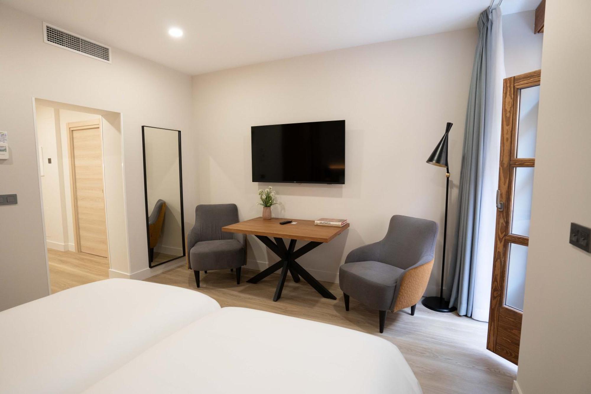 Prisma Suites Salamanca Exterior photo