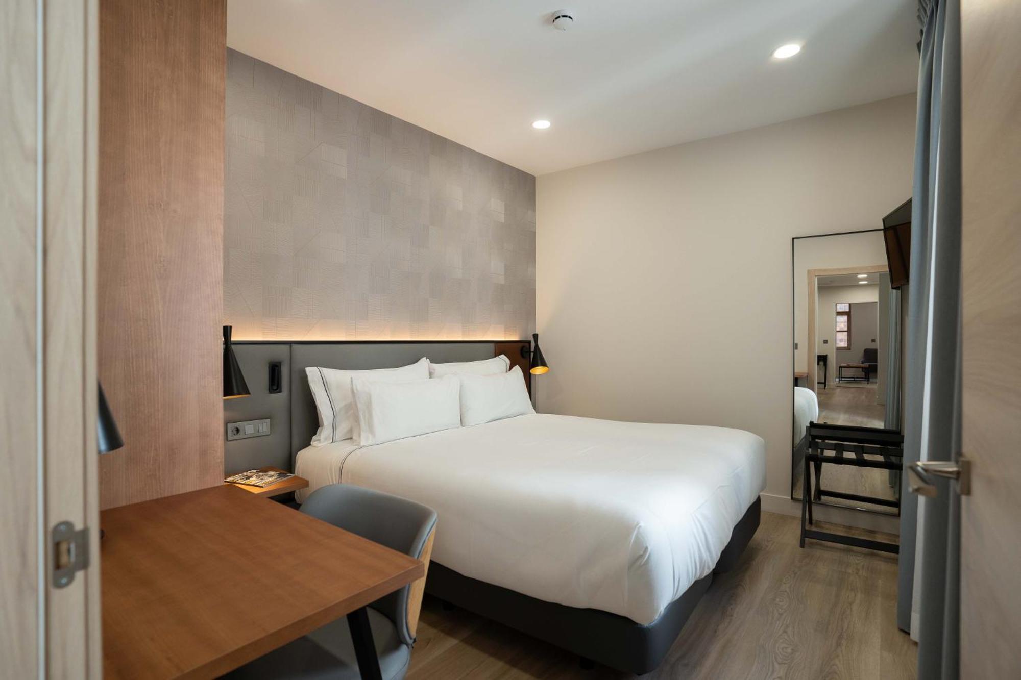 Prisma Suites Salamanca Exterior photo