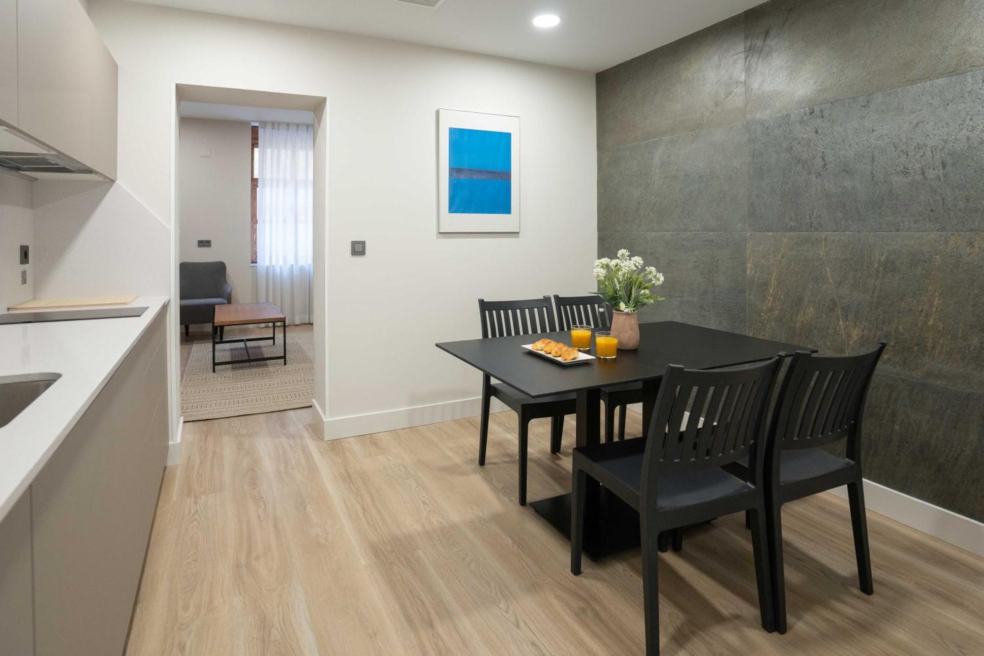 Prisma Suites Salamanca Exterior photo