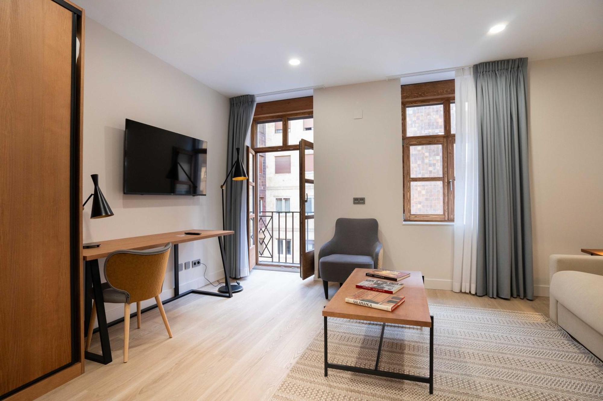 Prisma Suites Salamanca Exterior photo