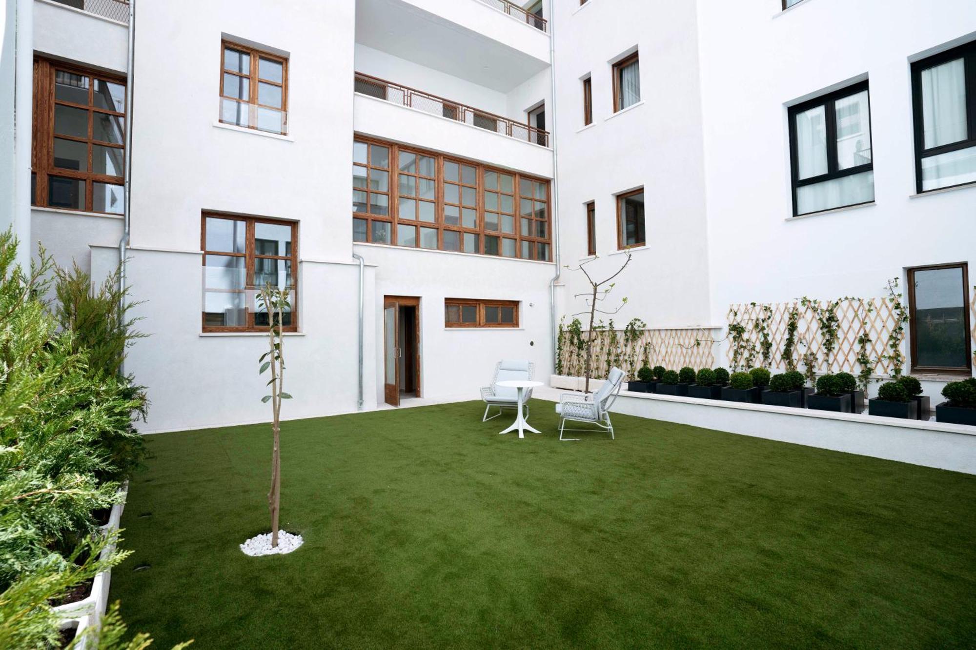 Prisma Suites Salamanca Exterior photo