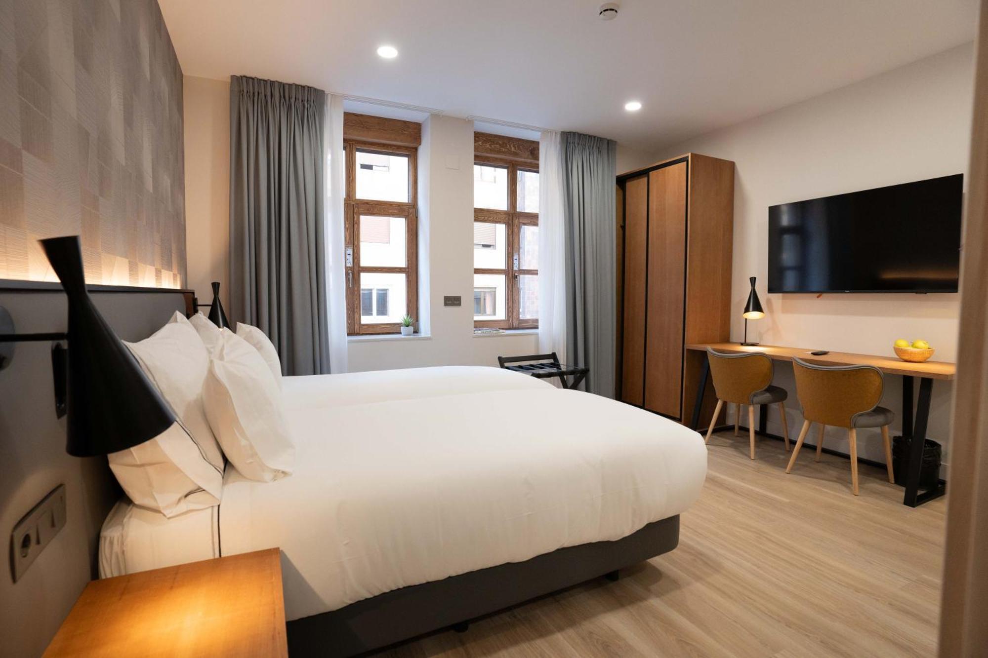 Prisma Suites Salamanca Exterior photo